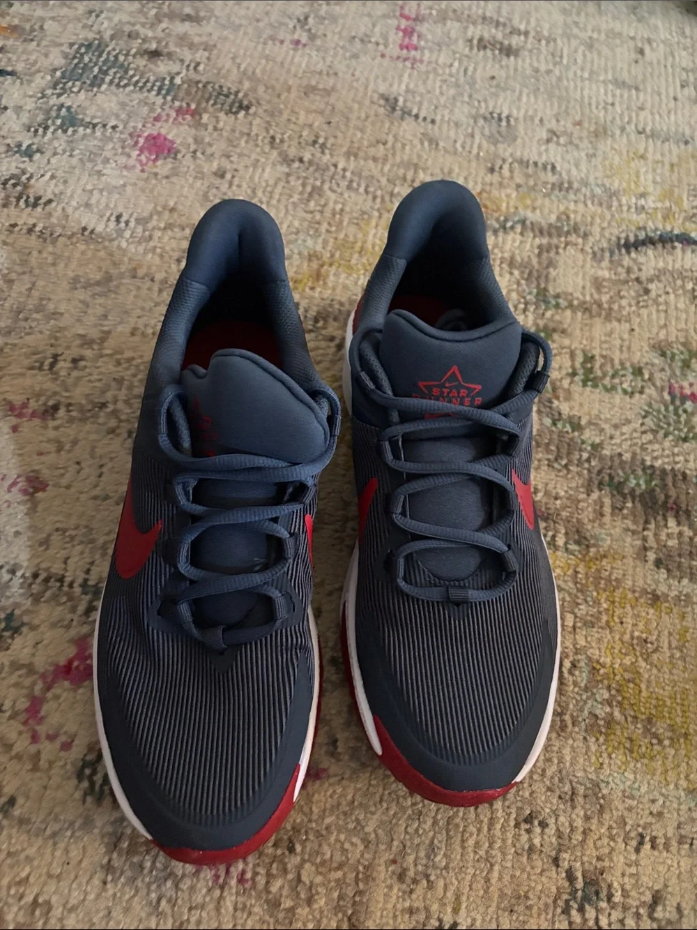 7Y Nike shoes